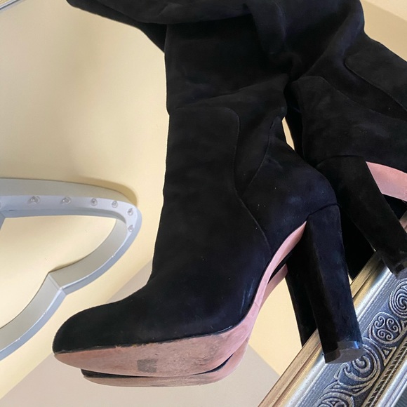 2 items for the higher price! Suede over the knee boots! - Picture 2 of 5